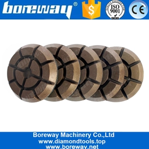 中国 具体的な床のための金属の満ちるダイヤモンドの樹脂のとらわれの磨くパッド メーカー