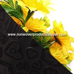黒色のハート型エンボスGT-HSBLACK PPスパンボンド不織布デコレーション紙