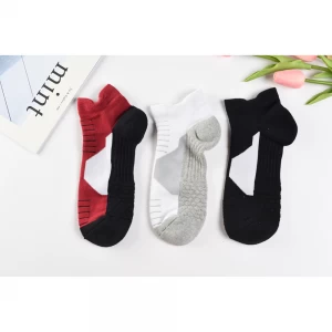 Meias atléticas para fabricantes de homem, homens meias de esportes elegantes, meias de esporte de algodão no tornozelo