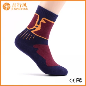 bequeme Herrensocken Hersteller liefern hochwertige Baumwoll-Sportsocken