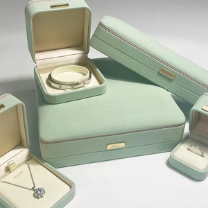 Light green microfiber covered logo plate custom new design style jewelry store packaging