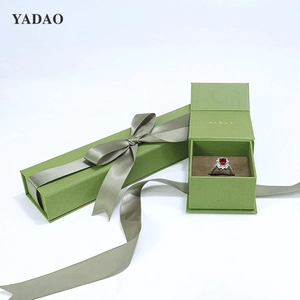 2023new arrival blue velvet snap jewelry packaging box - COPY - usqi40
