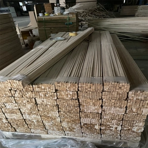 Smusso triangolare in legno di paulonia, listelli di legno a forma triangolare, smusso triangolare in legno massello