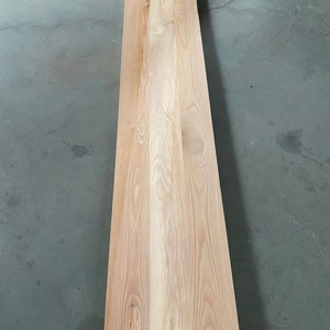 Panneaux collés en mélèze russe pour la fabrication de planches en bois de pin russe