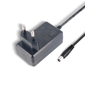 Custom EU US UK KC Pug 12W 12V 1A Montagem em parede AC/DC Fonte de alimentação Adaptador de energia