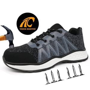 TM228 Anti Slip Steel Toe Punta Sport Sport Safety Scarpe per magazzino