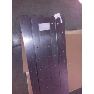 中国 china sheet metal part bending manufacturing corrugated where to buy  iron aluminium roll of メーカー