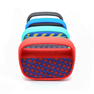 Taşınabilir kumaş hoparlör NSP-0135