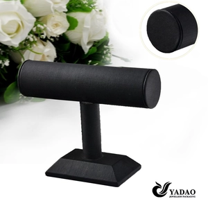 Schwarze Leder-T-Stabform aus Holz Schmuckständer für Armband Display mit Fabrikpreis in China