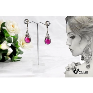 Chinesische Schmuck-Display-Hersteller von guter Qualität Acryl und Metall Ohrring-Ausstellungsstand und Schaufensterpuppen mit konkurrenzfähigem Preis Shop Schmuck-Display mit kundengebundenem Firmenzeichen und Größe
