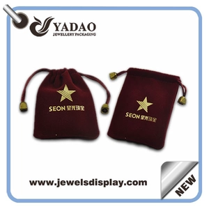 De alta calidad bolsa de bolsas de terciopelo de la moda de joyería de pendiente del collar anillo hecho en China