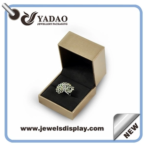 Luxus-benutzerdefinierte Logo gedruckt Ring-Verpackungsboxen Ring Aufbewahrungsfälle Ringhalter-Truhen für Schmuck-Shop-Zähler- und Fensteranzeige und Showcase