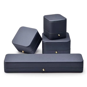 หรูหราการออกแบบใหม่หนัง PU เครื่องประดับบรรจุภัณฑ์ชุดออกแบบฟรีโลโก้สีที่กำหนดเอง
