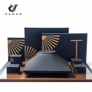 Top Sale Beliebteste schwarze Leder Display Schmuck Großhandel Kunstleder Schmuck Set Display