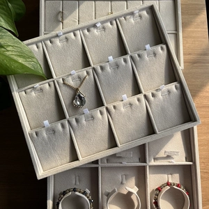 Yadao customized velvet tray stackable display tray for necklace with 12pcs moveable pads