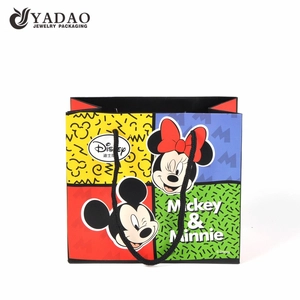 Yadao ยอดขาย CMYK ถุงกระดาษพิมพ์มิกกี้และมินนี่กระเป๋าช้อปปิ้ง