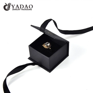 Yadao all'ingrosso scatola di carta Black Jewelry Boxing Soggetti di inserto in spugna con chiusura del nodo di prua nastro