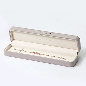 eleganter Plastikschmuck Verpackungsschachtel PU Leder Armband Box Gift Box Stichdeckel
