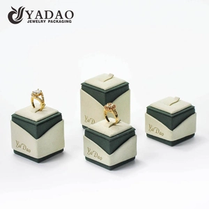 แฮนด์เมดคุณภาพสูงเพิ่มการทำงานของเครื่อง mdf suded ring display holder for 50pcs moq wholesale