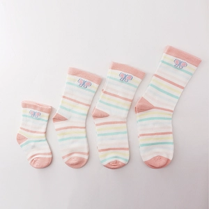 Fornitori di calzini per bambini in cotone modello personalizzato, Bambino personalizzato Prezzo Cina