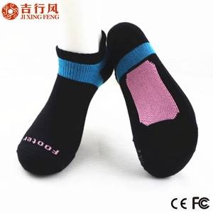 Haute qualité unisexe coton chaussettes de Sport, des Logos personnalisés et les matériaux sont disponibles