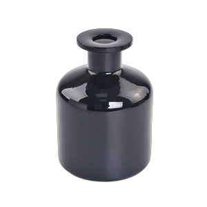 أوعية عطر زجاجية سوداء فاخرة لماركات العطور المنزلية
