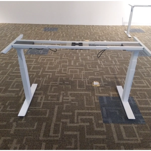 China Elektrische hoogte verstelbaar Sit Stand Desk Frame solide stalen dubbele Motor fabrikant