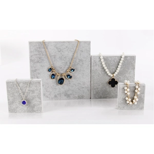 Unique handmade necklace display stand necklace holder with reasonable price China supplier