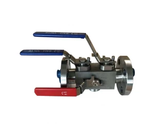 Level operated 3/4''*1/2'' 600LB ASTM A 182 F55 RF connection 3 balls DBB (double block and bleed) valve