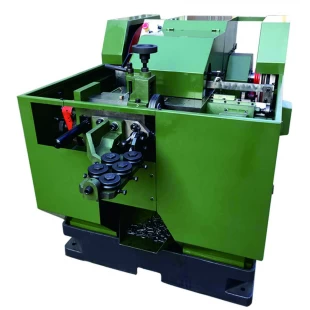 Produttore Rivet Intestazione della macchina per la produzione di rivetti per la produzione di macchinari a freddo.