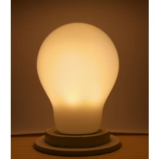 LED-glödlampor i full glas A19 A60 8W