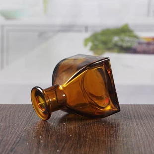 150 ml bottiglia di vetro ambrato produttore di aromaterapia