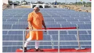 10 MW an Modulen Indien Inlandsanteil Projekt