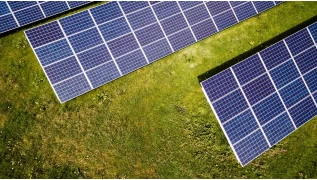 El apoyo a la política de energía fotovoltaica no se reduce.