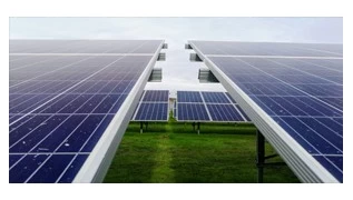 全国の太陽光発電設備容量は前年比34％増加