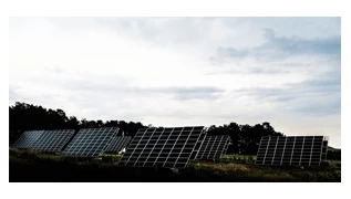 A maior usina fotovoltaica flutuante do mundo está conectada à rede em Anhui, China