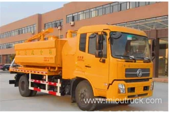 Chine 4x2 dongfeng haute pression Nettoyage des eaux usées d'aspiration Camion fabricant