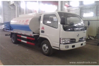 China 6 Wheeler distribuidor de asfalto, os veículos de asfalto pulverização, Dealer Truck asfalto 8-10cbm fabricante