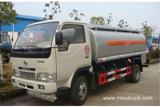中国 Dongfeng 120 hp 4X2 oil tanker truck 制造商