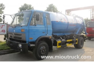 Chine Dongfeng 135 4X2 eaux usées camion d'aspiration pour la Chine fournisseur vente chaude fabricant
