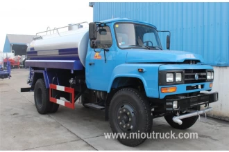 Chine Dongfeng EQ1102 140 4 * 2 140ch camion 7000liter de l'eau fabricant