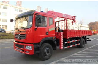 China Dongfeng 4 X 2 lori kren dipasang lori dipasang kren di china pengilang