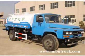 중국 동풍의 4 × 8m³ 물 판매를위한 탱크 트럭 제조업체
