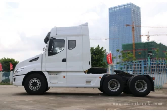 China Dongfeng chenglong  T7 6*4 430HP 10wheelers Tractor Truck  LZ4251T7DA manufacturer