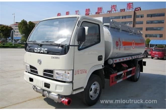 China Dongfeng tangki minyak lori, Tanker 4x2 Oil Truck, 8CBM bahan api trak tangki pengeluar china pengilang