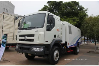 China High Performance Dongfeng road sweeper machine manufacturer