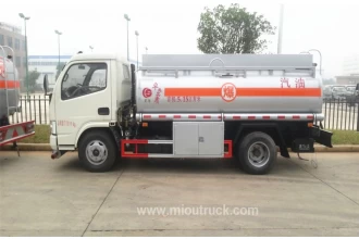 Tsina Hot sale 5000 liters maliit oil tanker, Dongfeng fuel tanker na may fuel dispenser china tagagawa Manufacturer