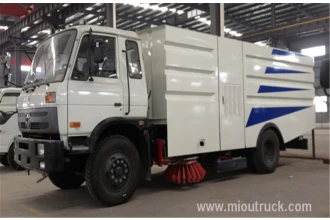 China dongfeng 5000liters caminhão poeira van estrada varrendo, vassoura veículos para venda fabricante