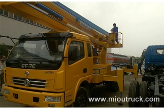Chine Plate-forme DFAC 4 * 2 Single Cab aérienne de camions, de travail de haut fabricant