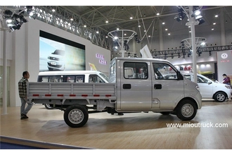 China Dongfeng 1.5L 117hp gasoline Double row small trucks fabricante